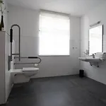 Nineofive Szálloda *